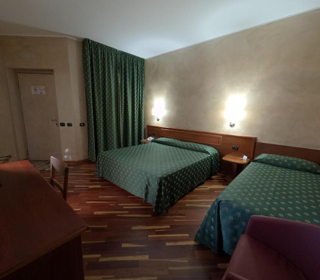 Hotel Air Bag Lodi Exterior photo