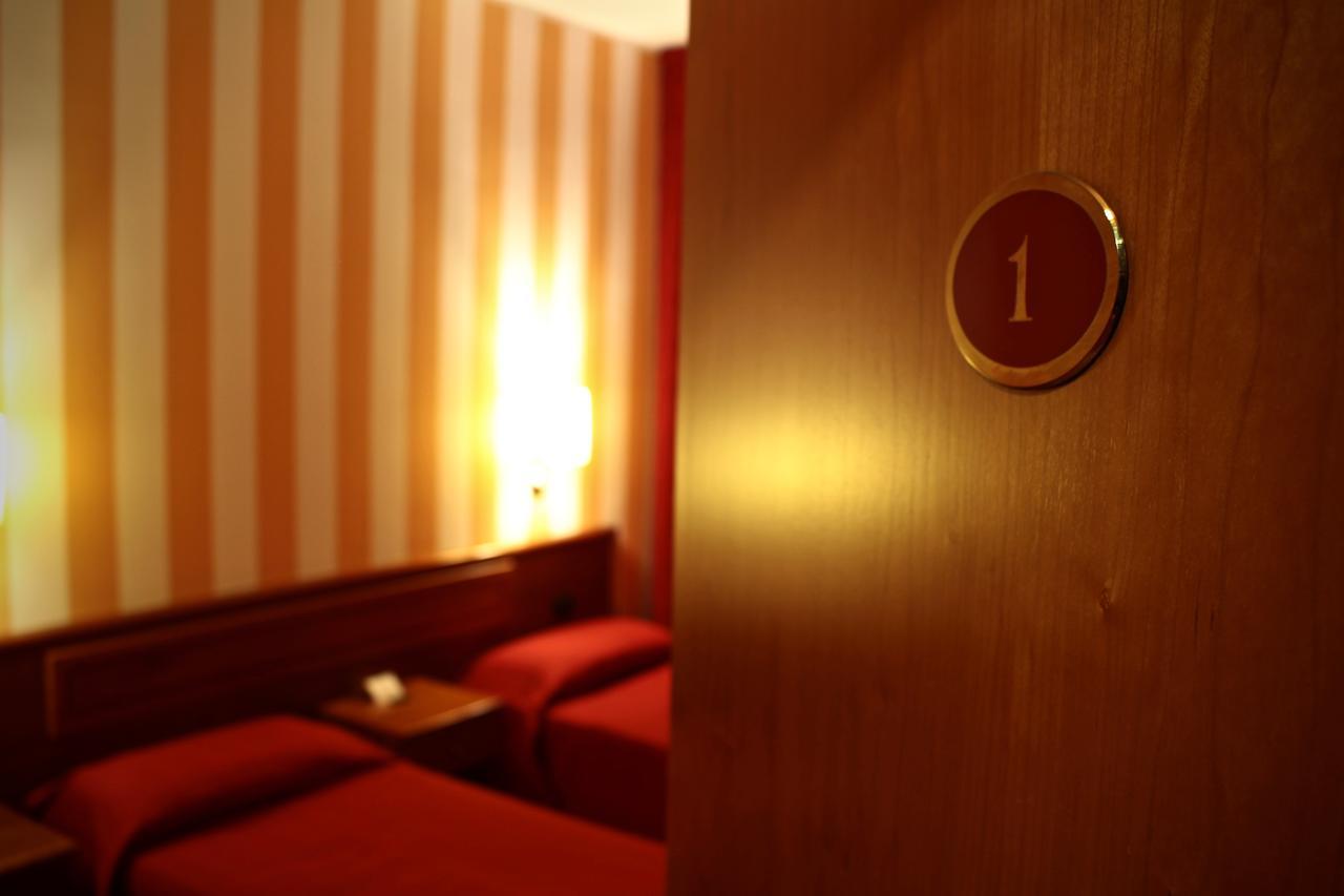 Hotel Air Bag Lodi Exterior photo